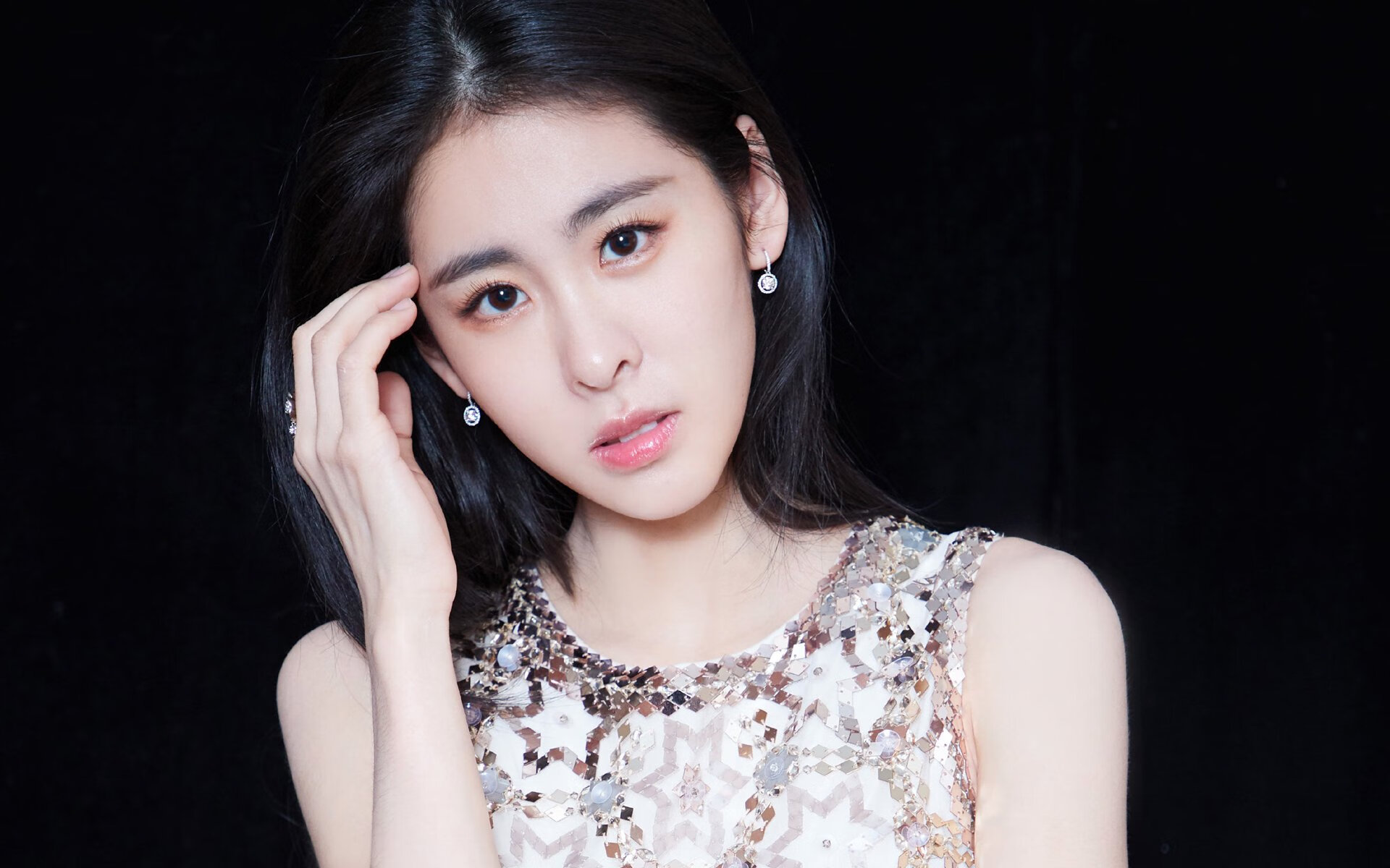 皮特·卡普尔强悍的突破和精准的传球，让袋鼠队的进攻充满威胁